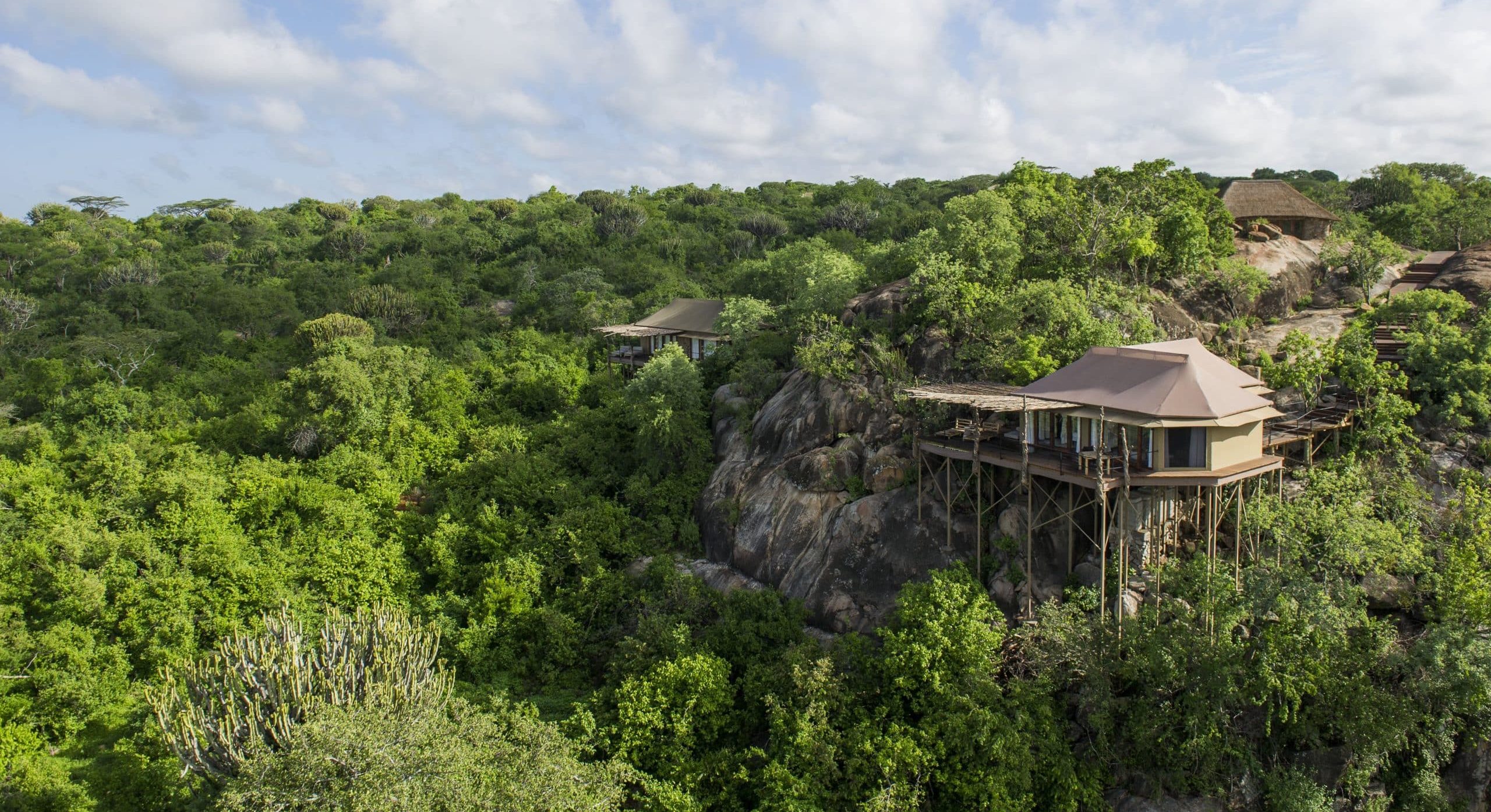 Lodge luxe de l'habitat nomade traditionnel à la chambre haut de gamme