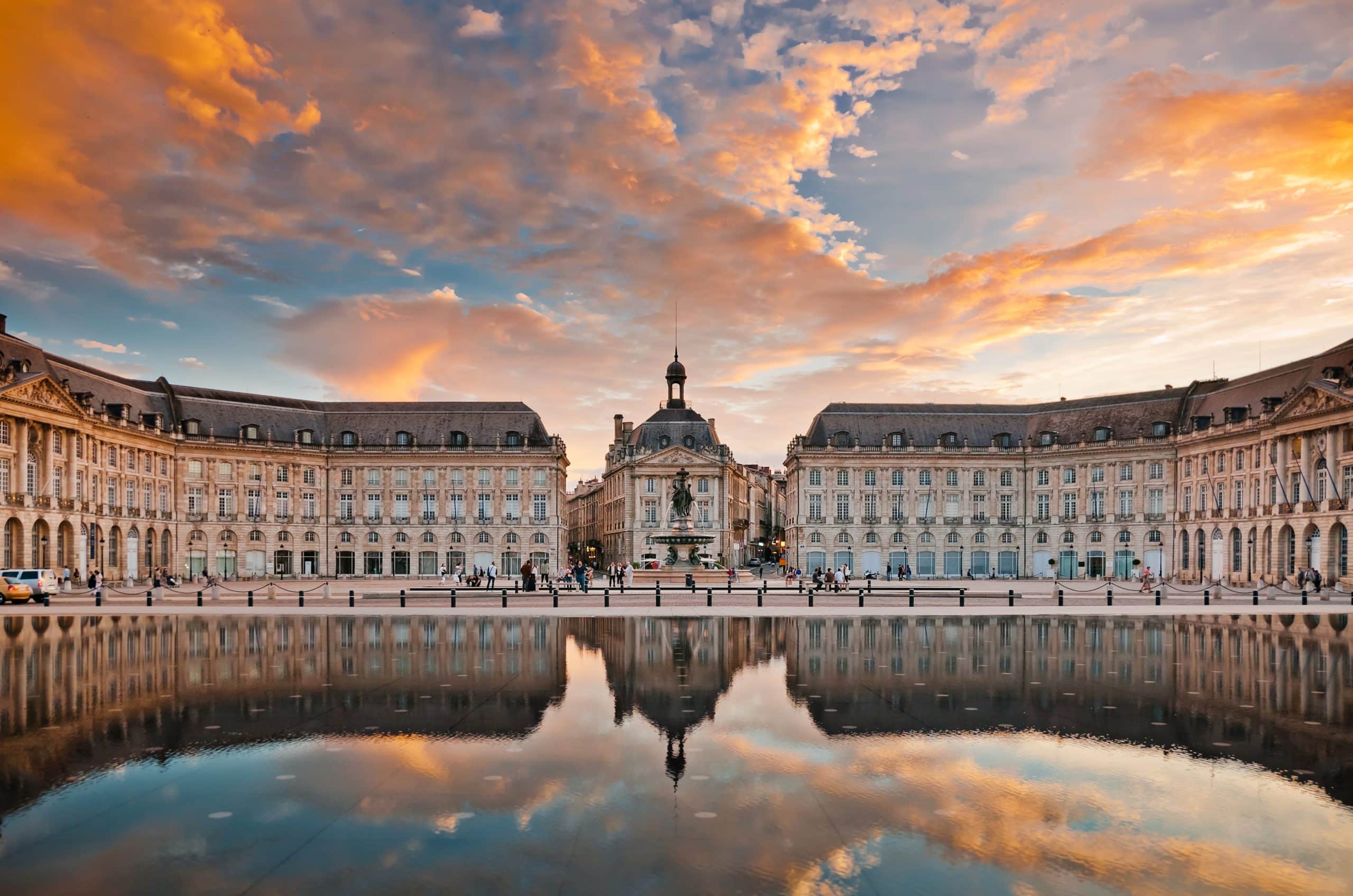 LA FRANCE AU GOUT D'AILLEURS gironde place de la bourse bordeaux