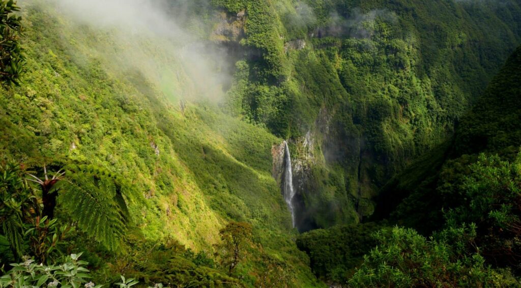 Trou,De,Fer,Or,Iron,Hole,,The,Highest,French,Waterfall
