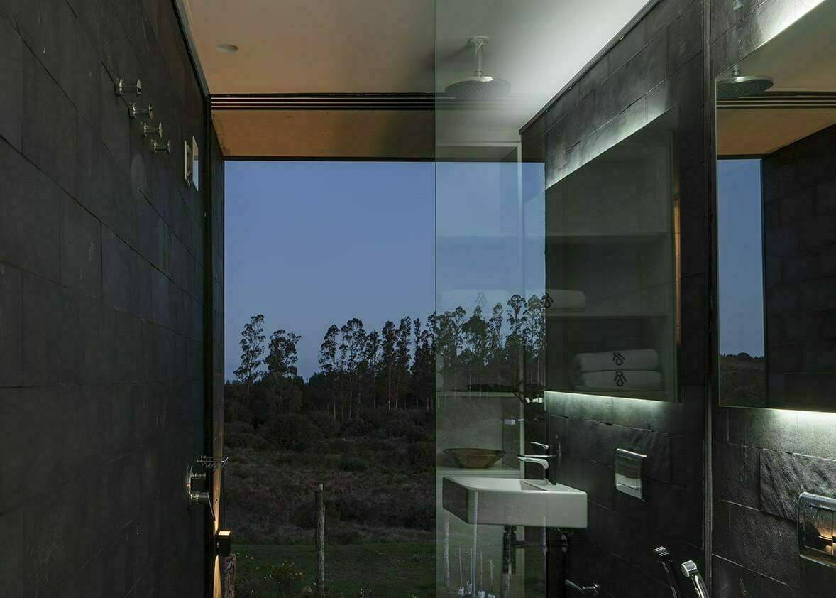 sacromonte shelter