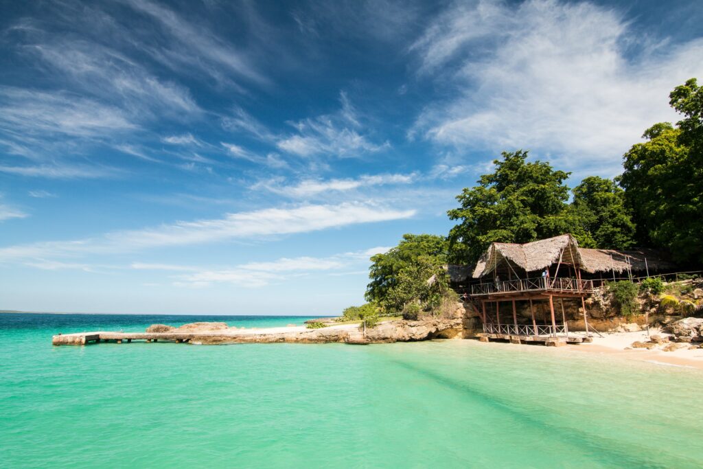 Playas del este cuba paysage cabane palmiers