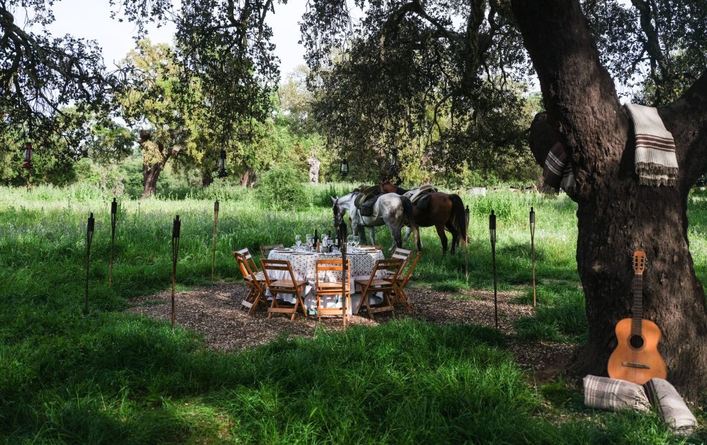 Safari équestre en terres ibériques Espagne ©George Scott Rides déjeuner sauvage