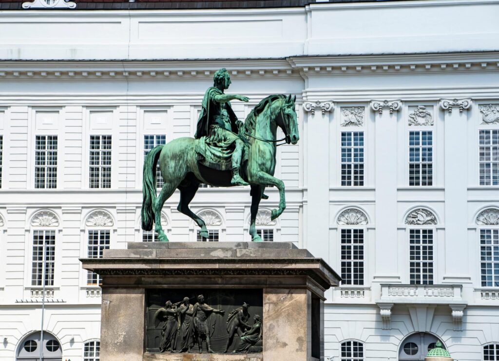 Austria,,Vienna,,2016,,Jul,,10th,Equestrian,Statue,Of,Emperor,Joseph