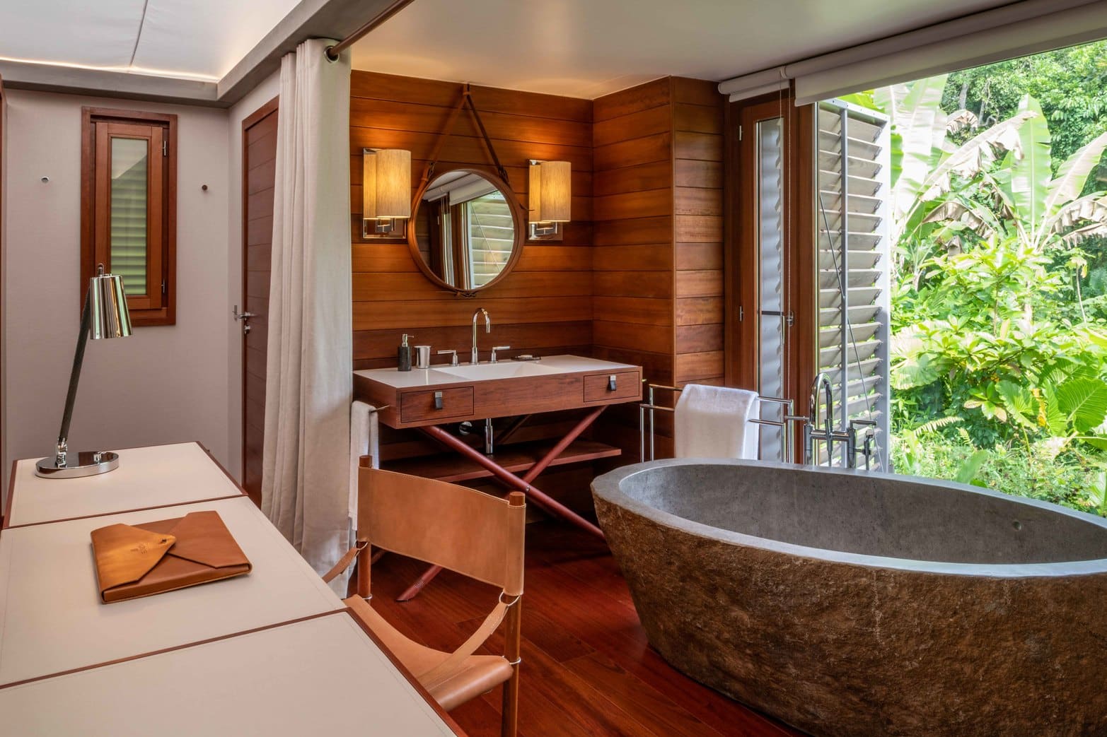 Sundy praia lodge sao tome & principe salle de bain ouverte sur la nature