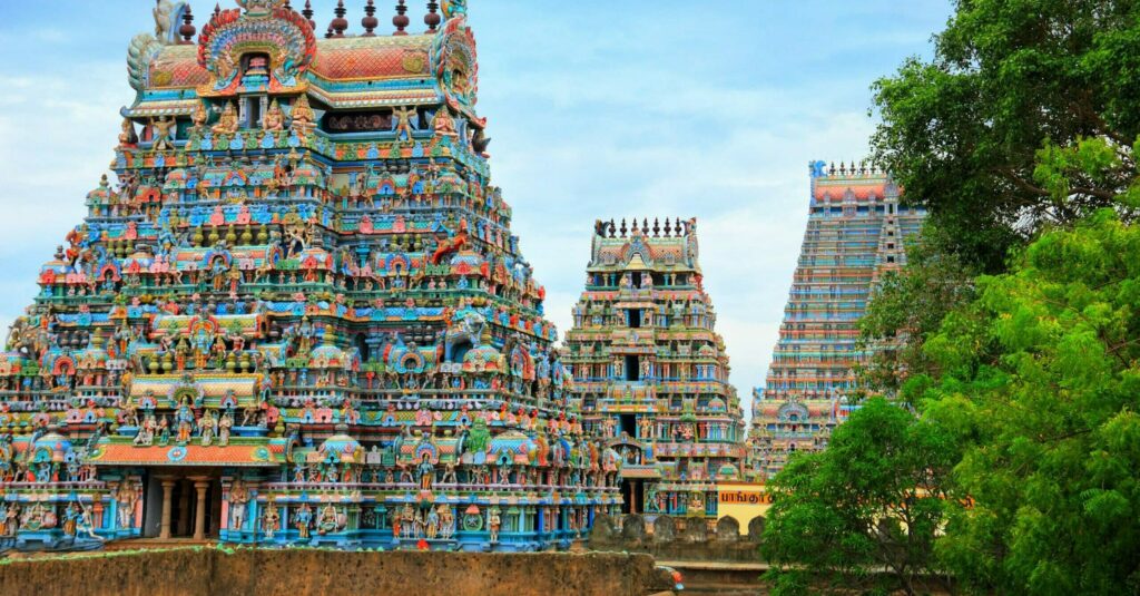 Beautiful,View,Of,Colorful,Gopura,In,The,Hindu,Jambukeswarar,Temple