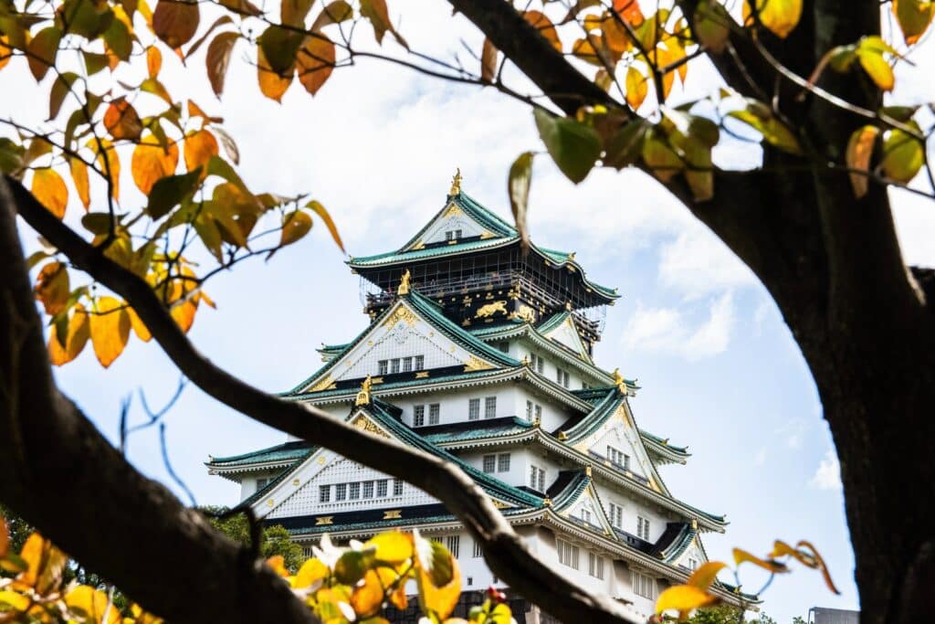 chateau médiéval osaka japon