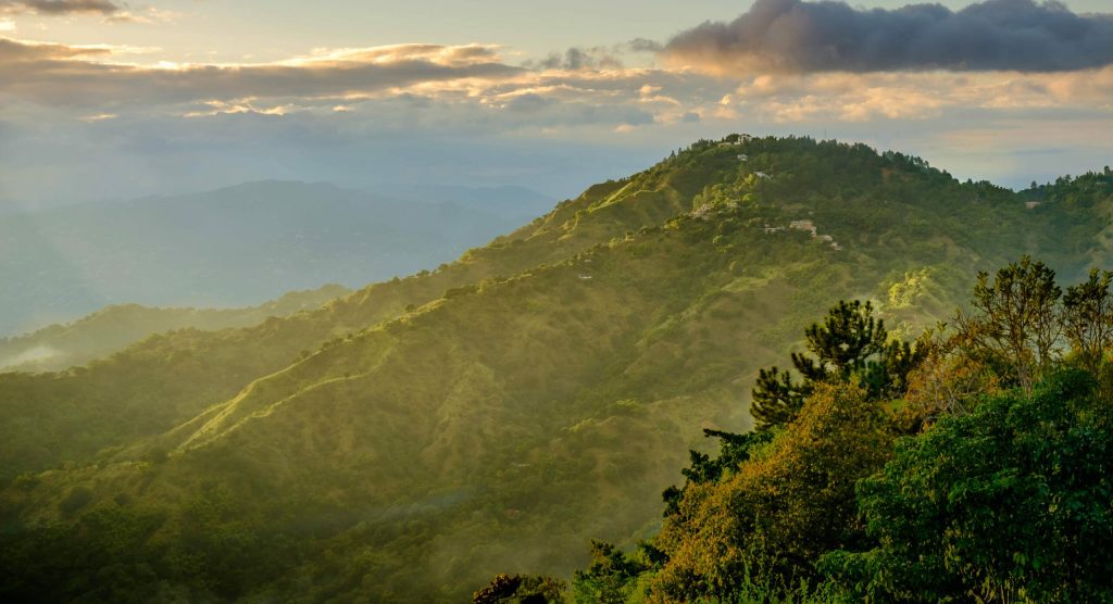 Sunset,Over,The,Blue,Mountains,In,Jamaica