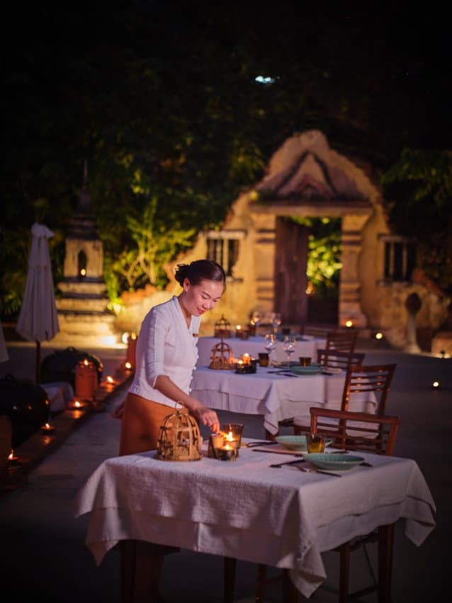 diner exterieur Belmond Residence Phou Vao Laos