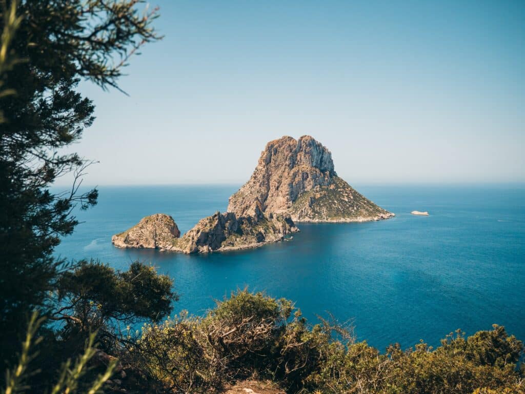 ile rocheuse d es vedra au sud d ibiza