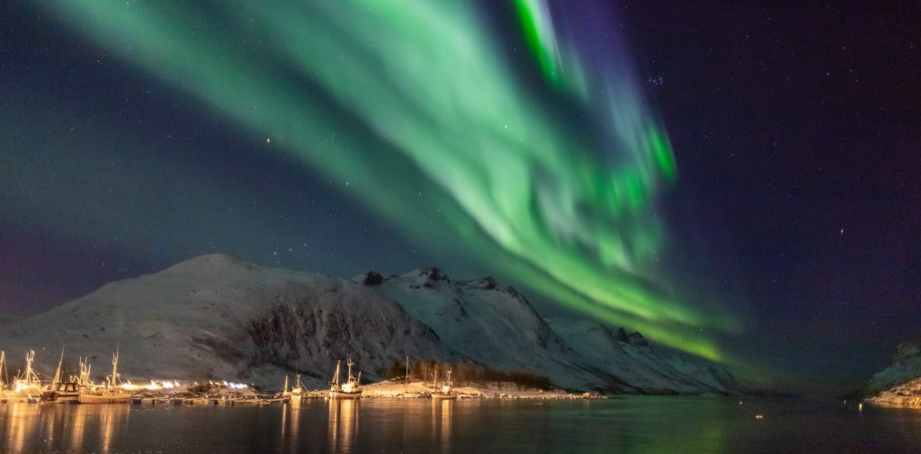 nuit aurores boreales tromso norvege scandinavie