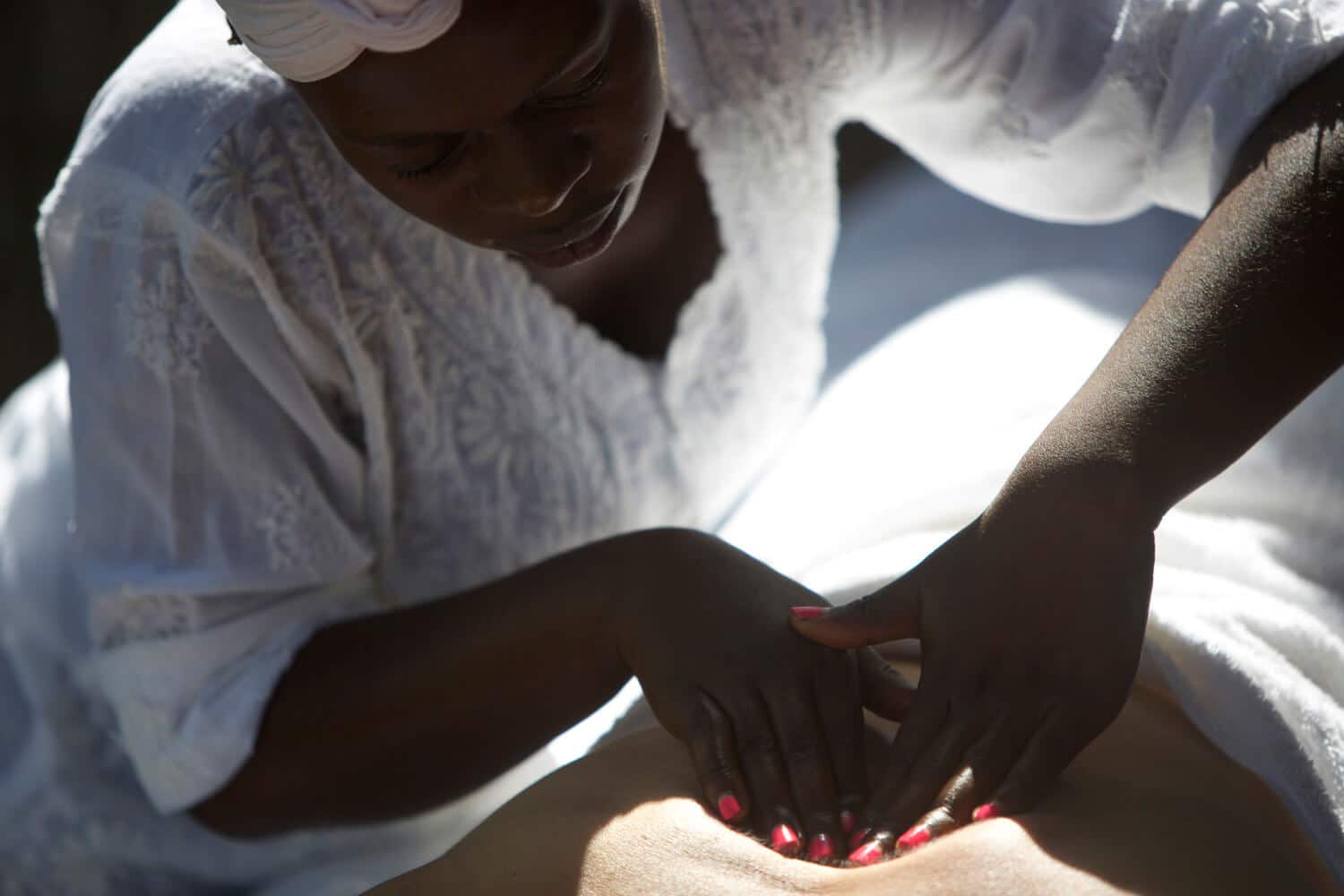 papaya lake lodge ouganda activités massage