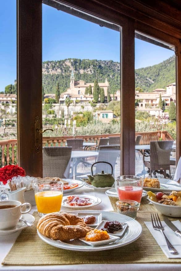 Petit-déjeuner à l'hôtel Valldemossa