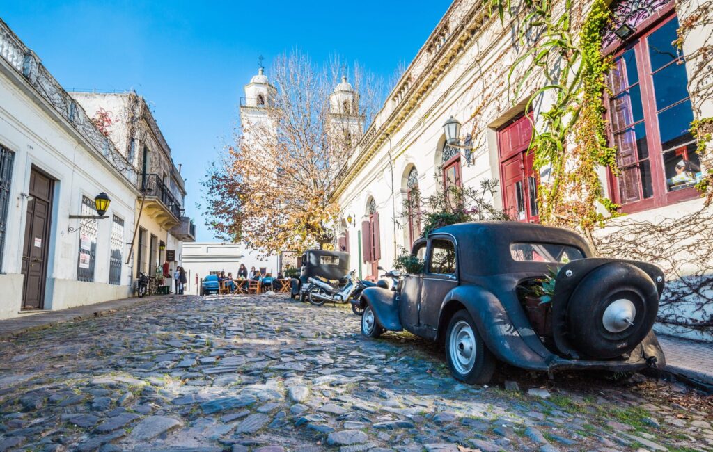 ruelle pavée vieille ville de Colonia Del Sacramento Uruguay