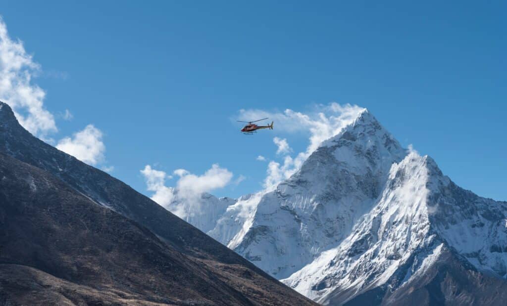 May,12,,2022,,Airbus,H125,Helicopter,Flying,Towards,Everest,Base