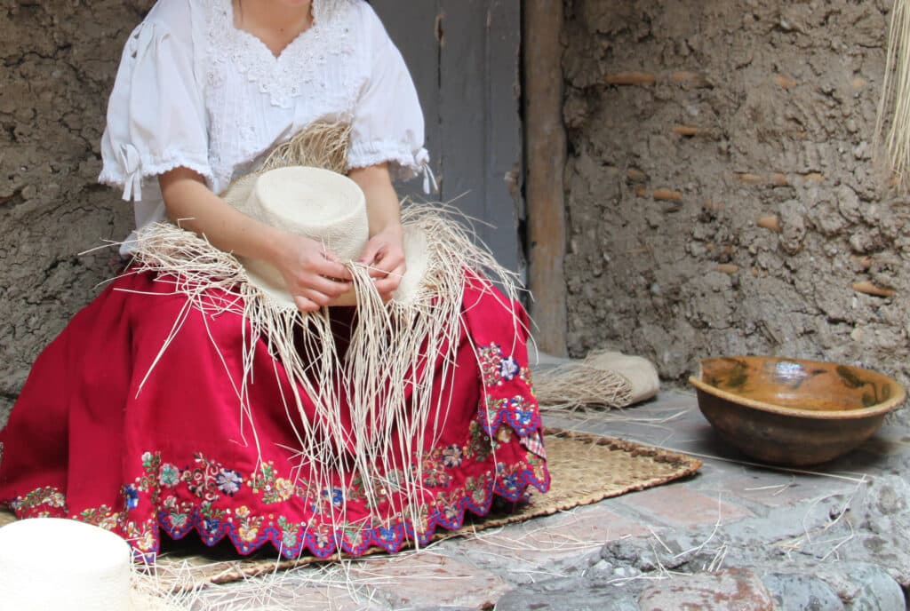 Manual,Panama,Hat,Weaving,Process