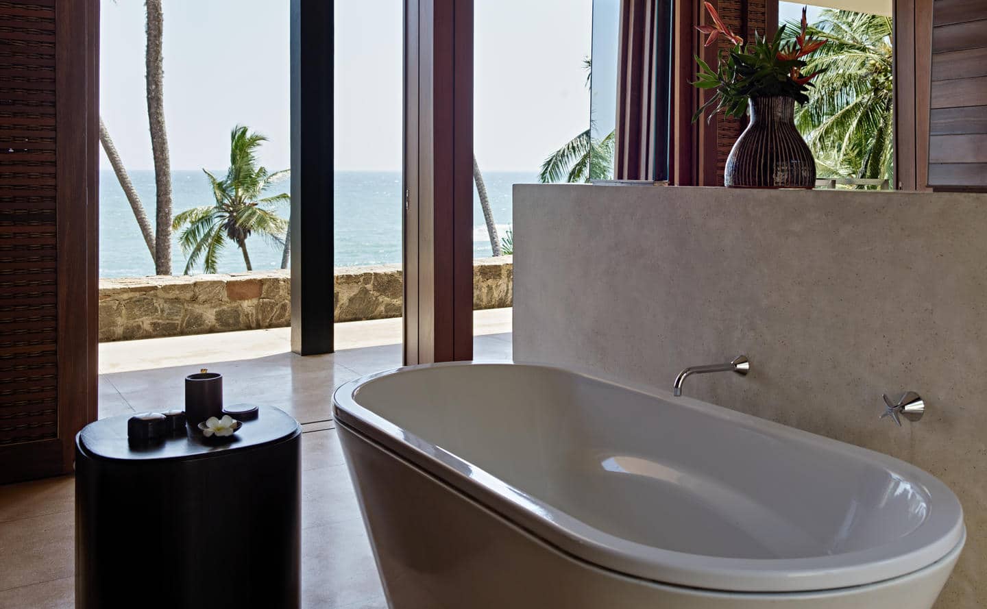Amanwella, Sri Lanka suite, bathtub, ocean view