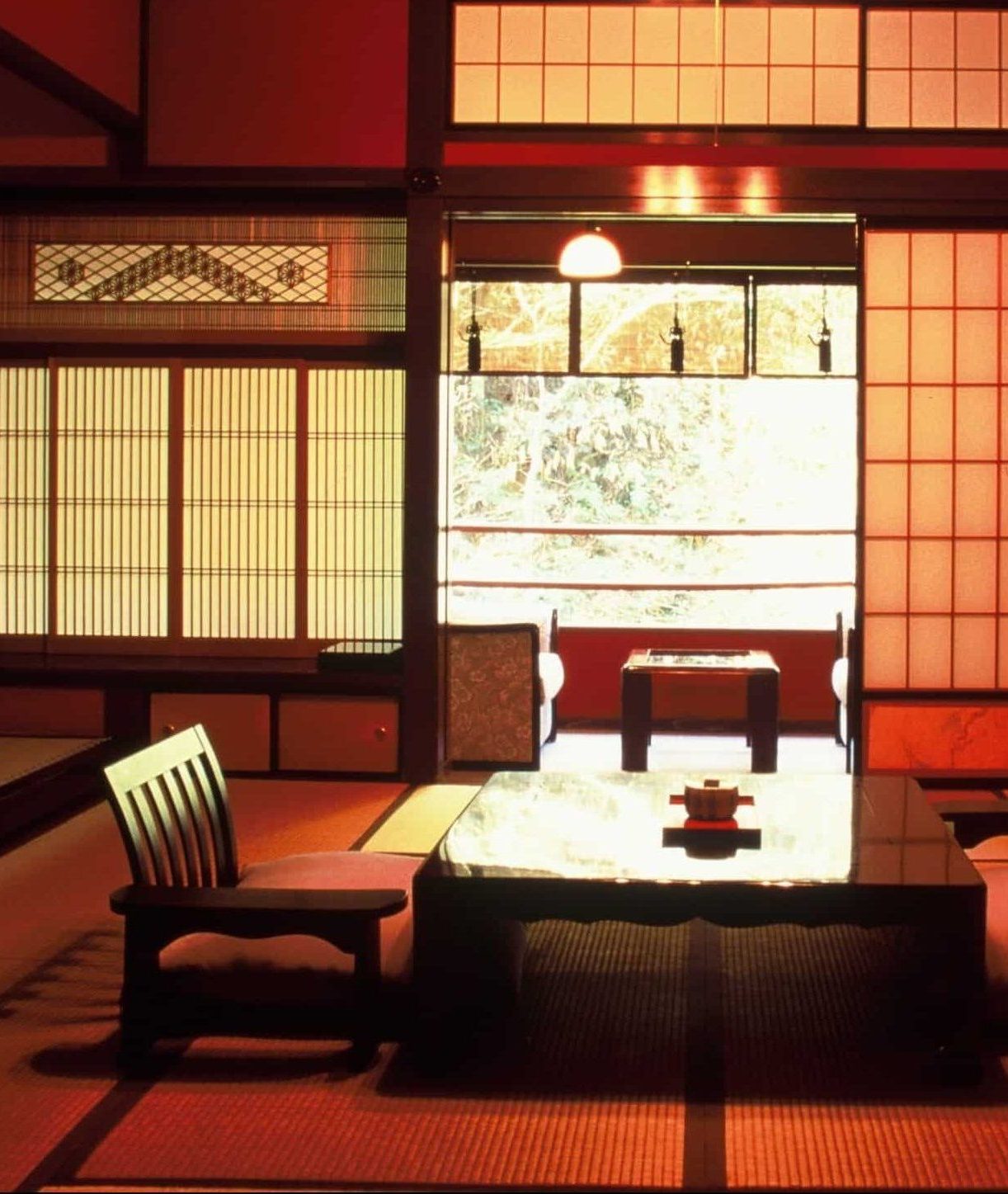 Araya Totoan Japon salon