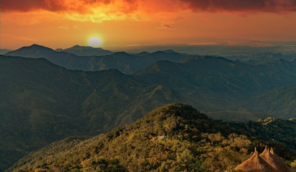 Sunrise,Over,The,Mountains,Of,The,Sierra,Nevada,De,Santa