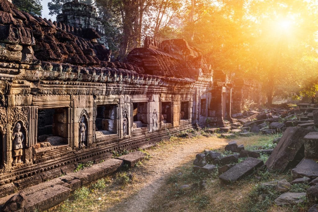 angkor cambodge soleil