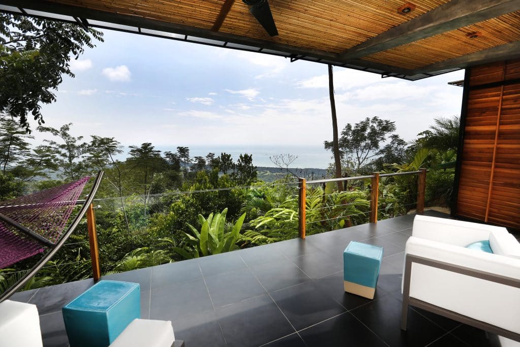 kura design costa rica chambre terrasse vue