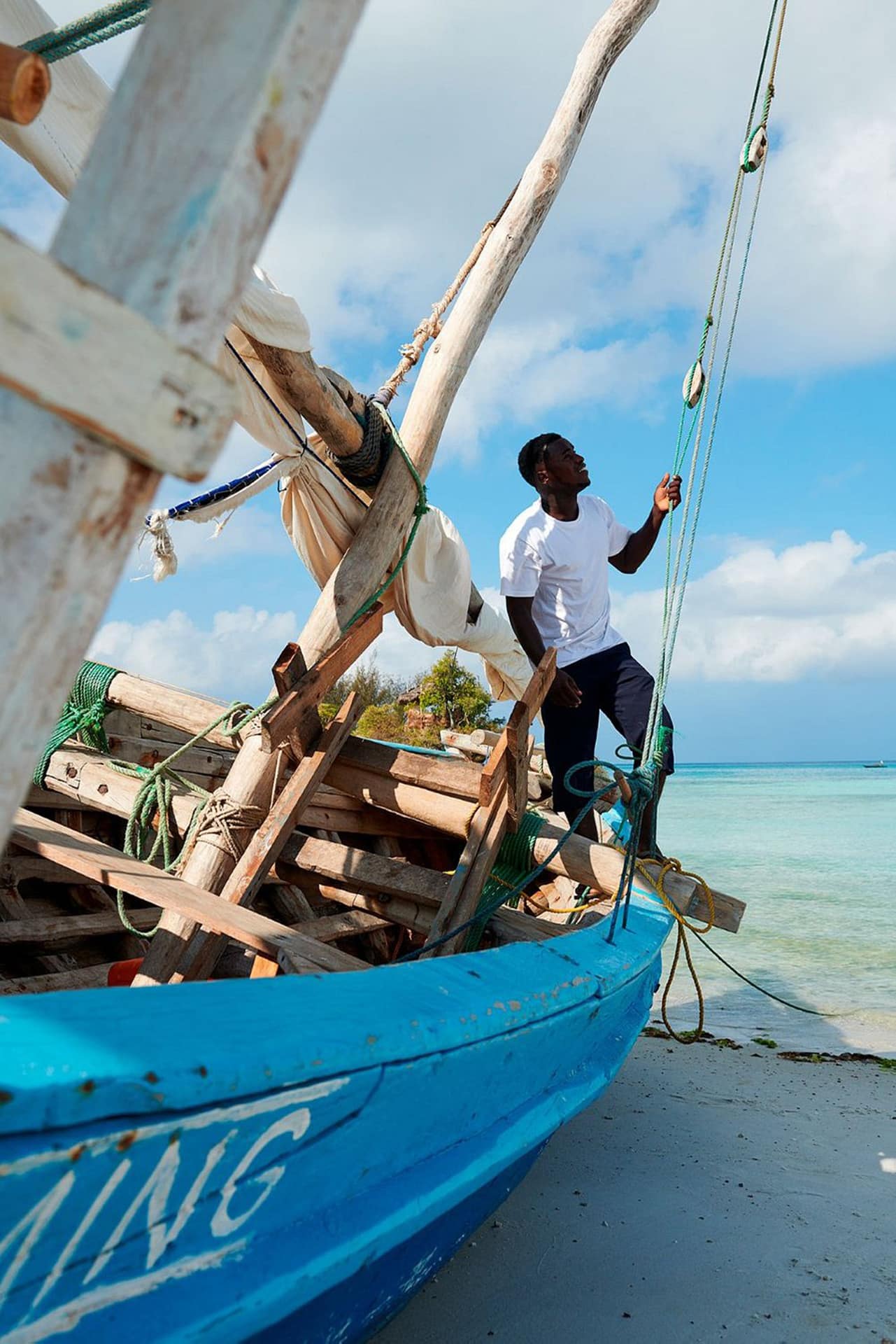 the aiyana pemba bateau