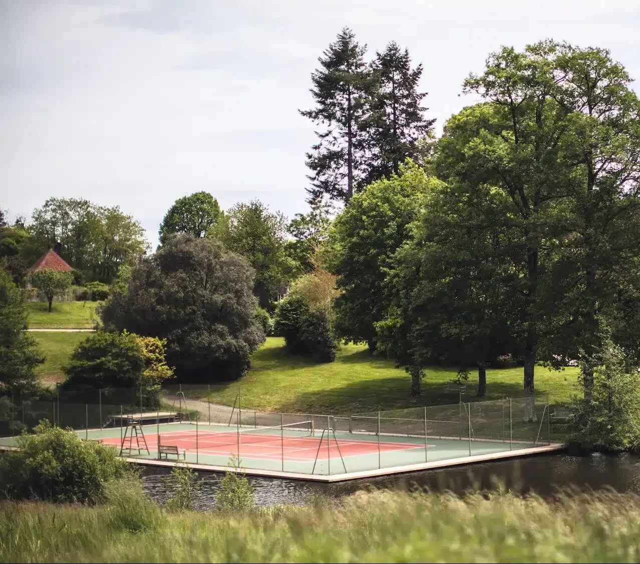 Domaine des etangs massignac France tennis