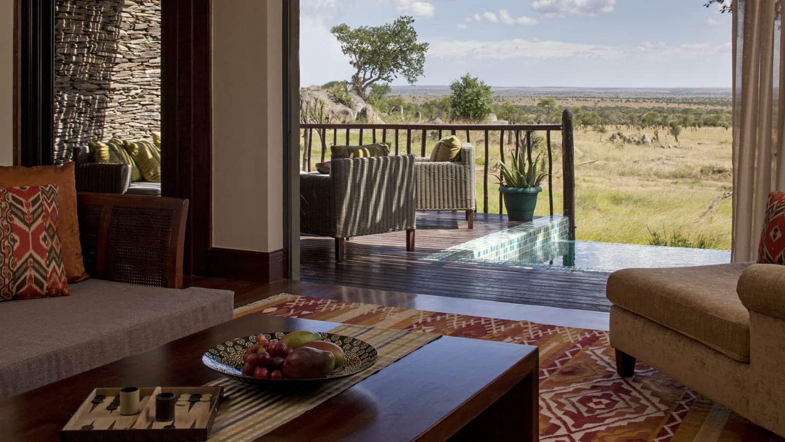 Four Seasons Safari Lodge Serengeti tanzanie terrasse piscine
