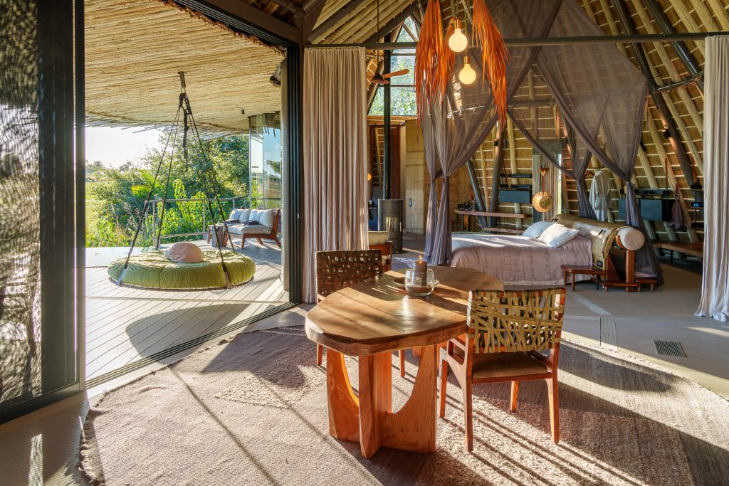Jao Camp Botswana chambre et terrasse