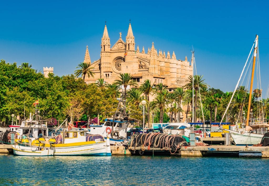 Spain,,Palma,De,Majorca,Port,Marina,With,View,Of,The