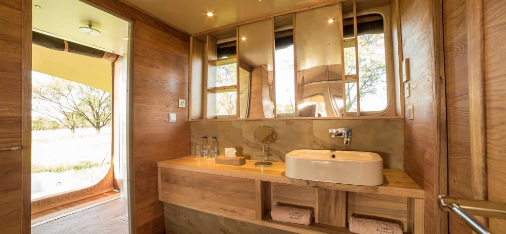 Roving Bushtops tanzanie salle de bain