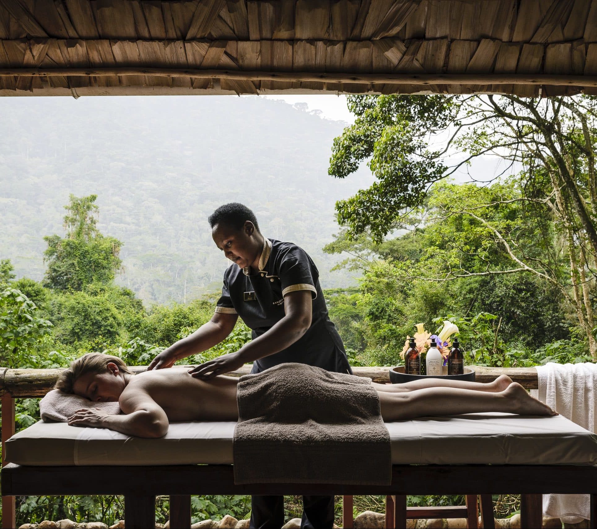 Uganda, Sanctuary Gorilla Forest Camp