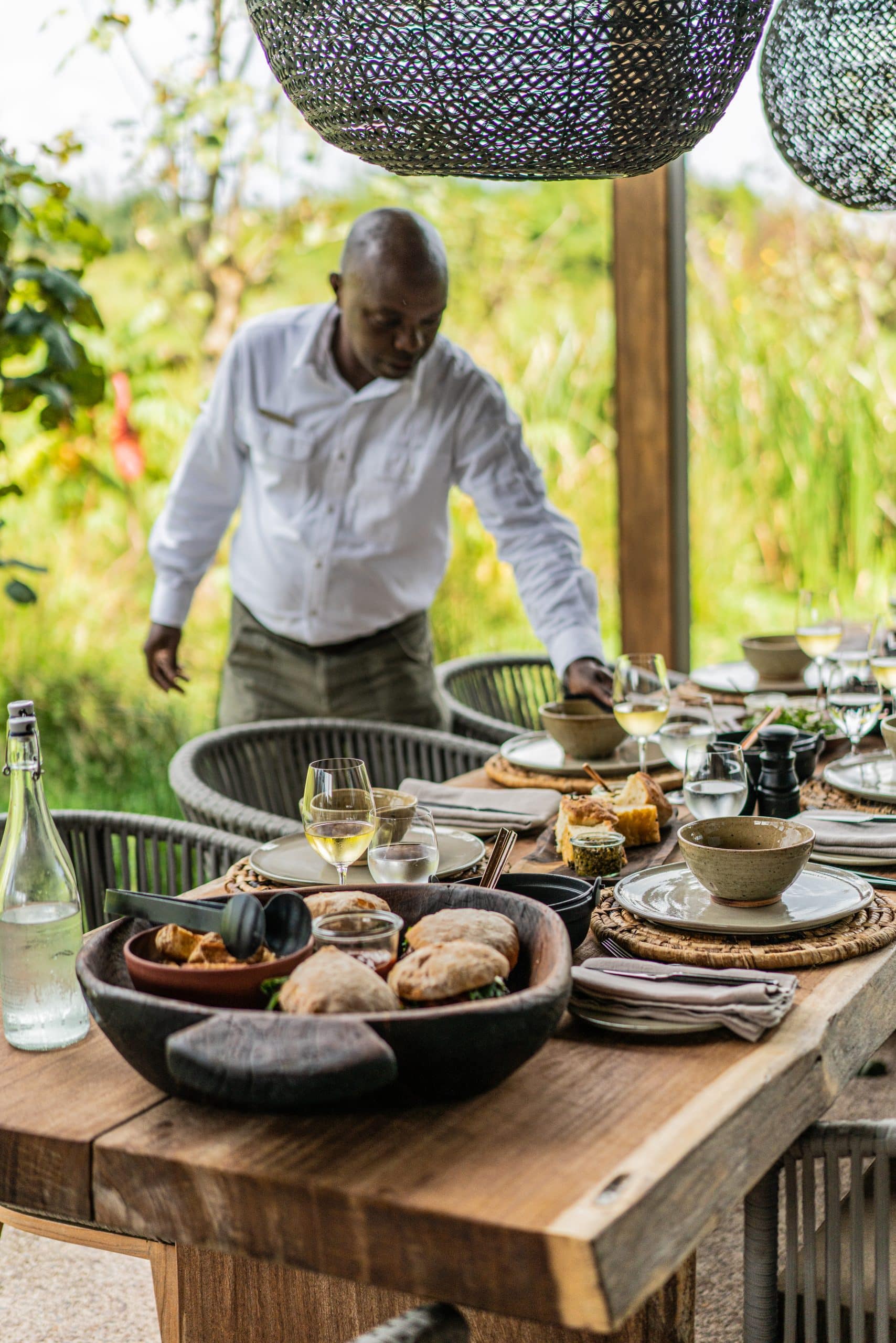 Table restaurant exterieur Singita Kwitonda Lodge Rwanda