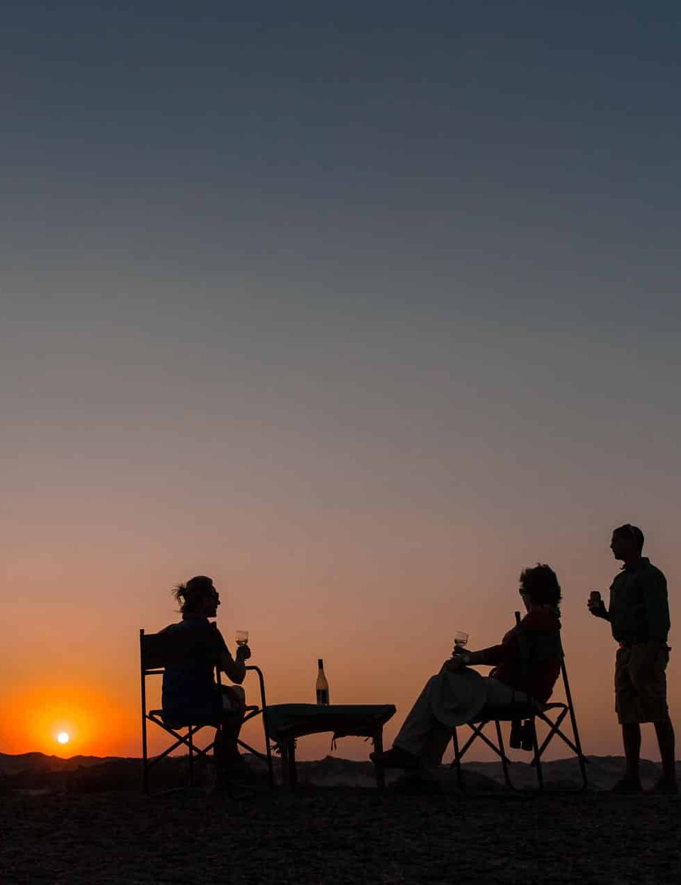 Wilderness Hoanib Skeleton Coast Camp Namibie couché de soleil