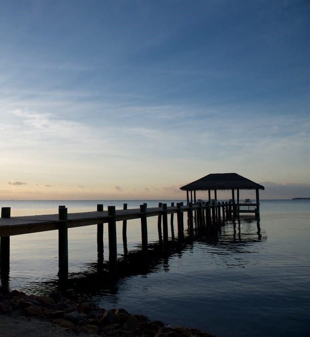 Naïa Resort & Spa Belize jetée cabane sur pilotis
