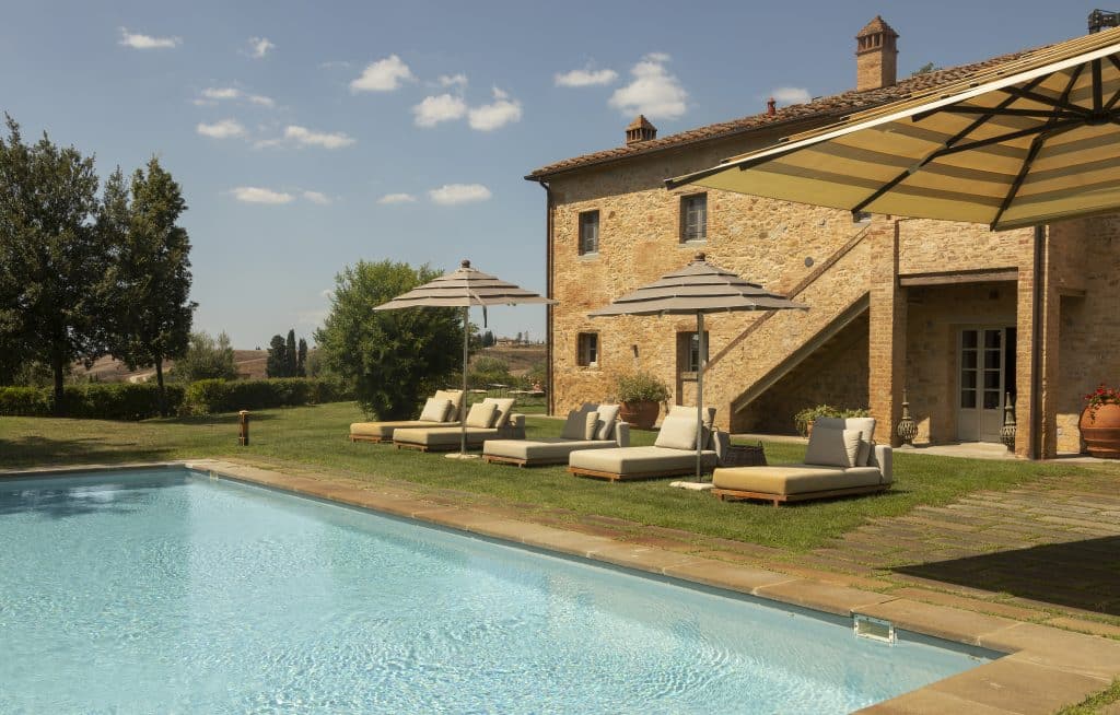 Castelfalfi Italie villa Bianci espace extérieur