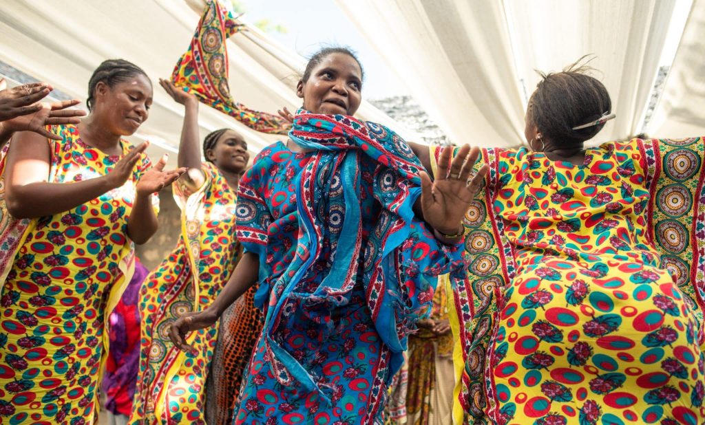 Lamu,,Kenya, ,December,15,,2016:,Women,Wearing,Colorful,Clothes