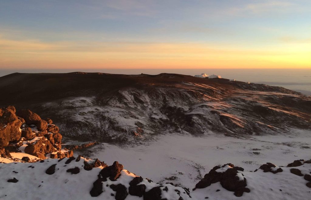 Trek vers le sommet du Kilimandjaro vue depuis le sommet Kenya