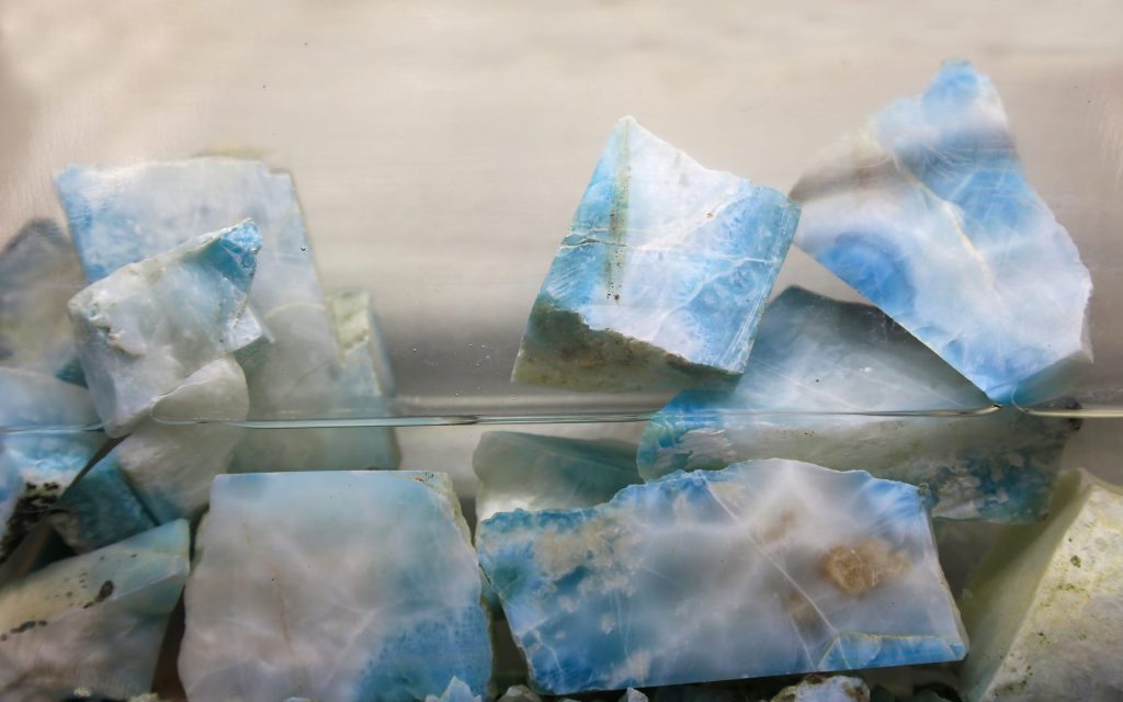 Larimar,Is,A,Cobalthed,,Blue white,Clouded,Variety,Of,Pectolite