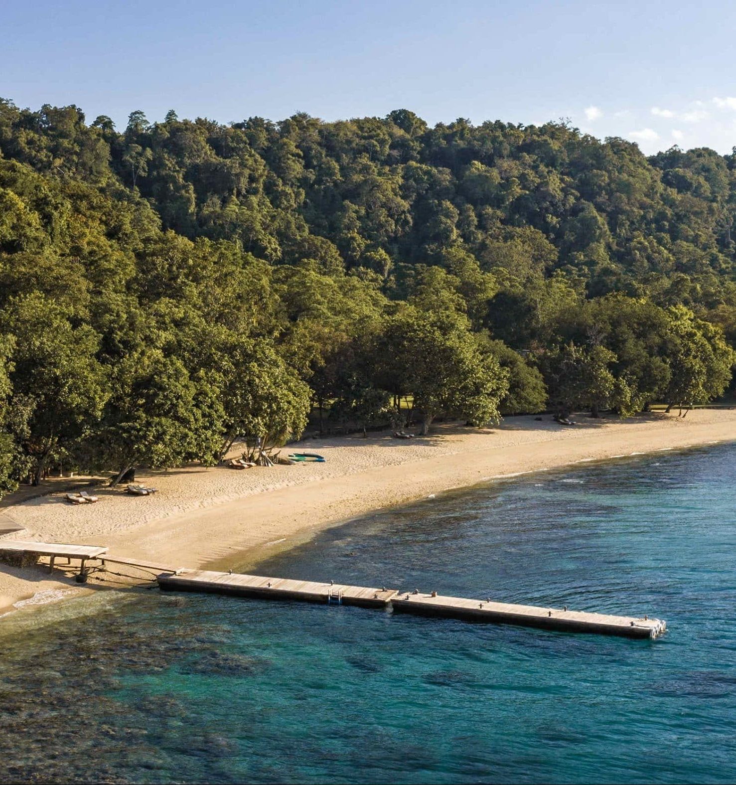 Amanwana Indonésie plage de l'hôtel