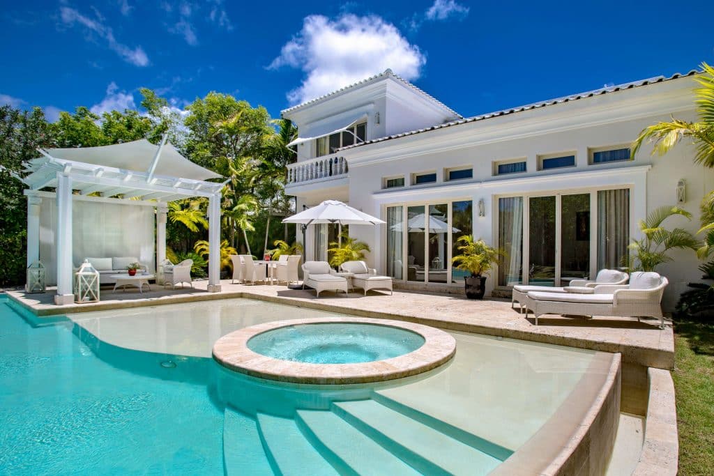 Eden Roc Cap Cana République dominicaine terrasse avec piscine privée de la villa
