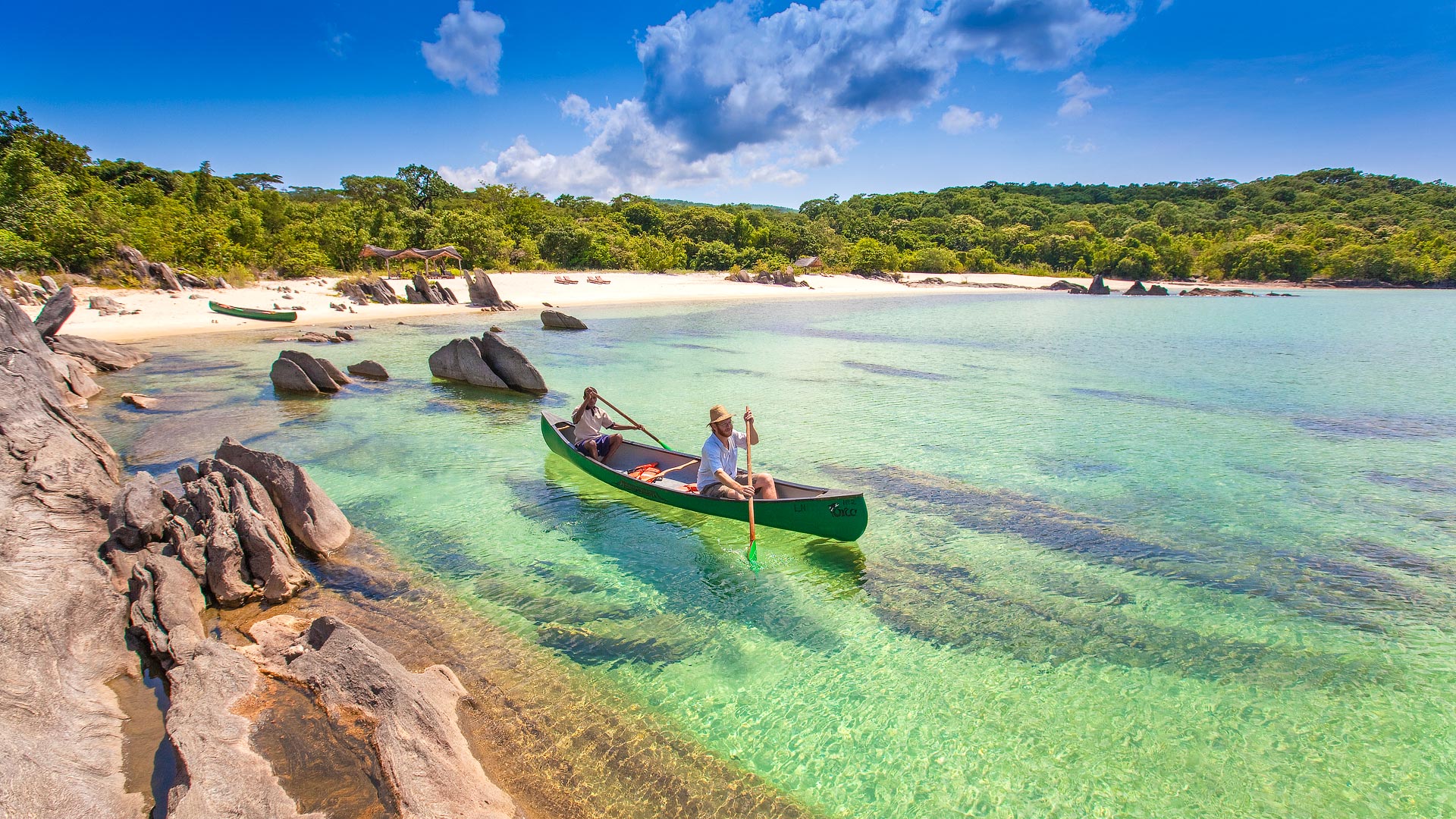 Nkwichi Lodge Mozambique kayak