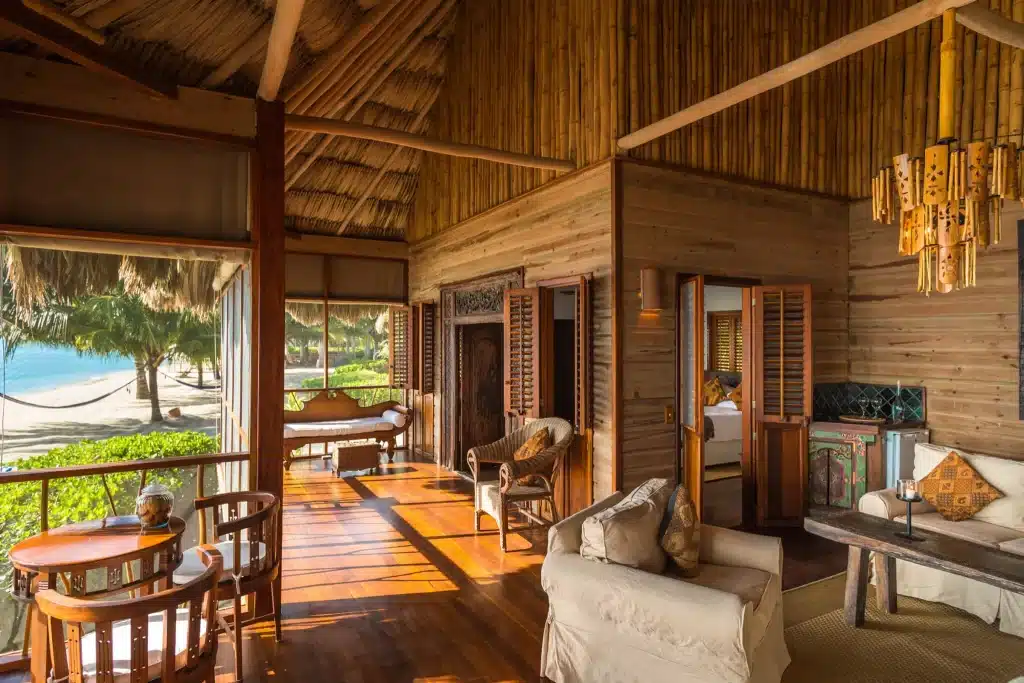 Belize Turtle Inn villa salon vue plage