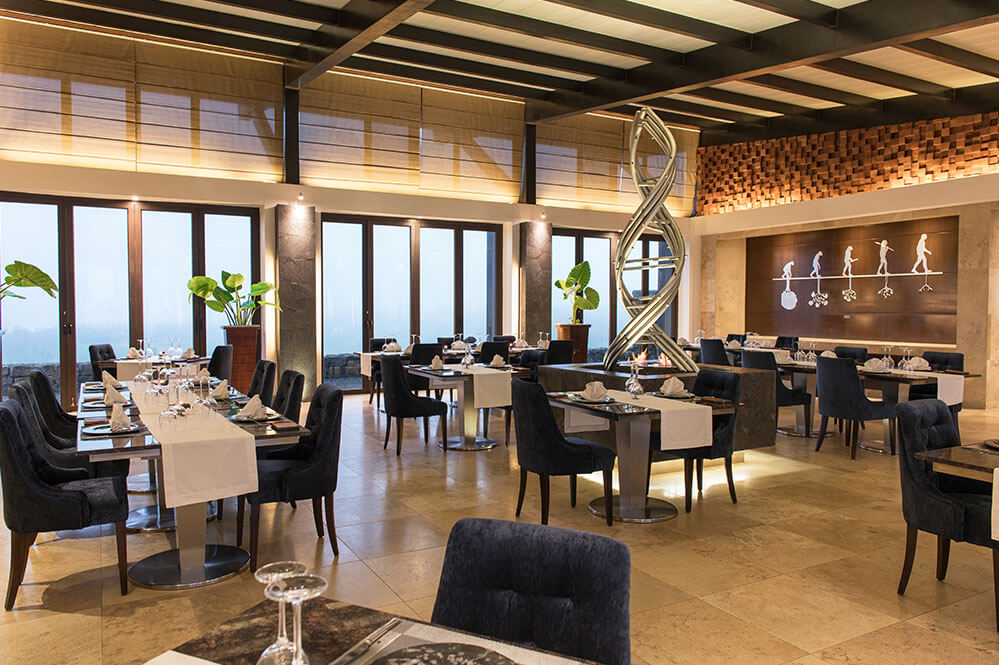 Equateur Galapagos Pikaia Lodge restaurant gastronomie vue ocean