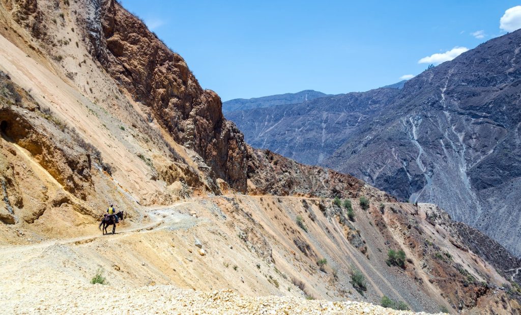 Balade équestre dans le Canyon de Colca cavalier