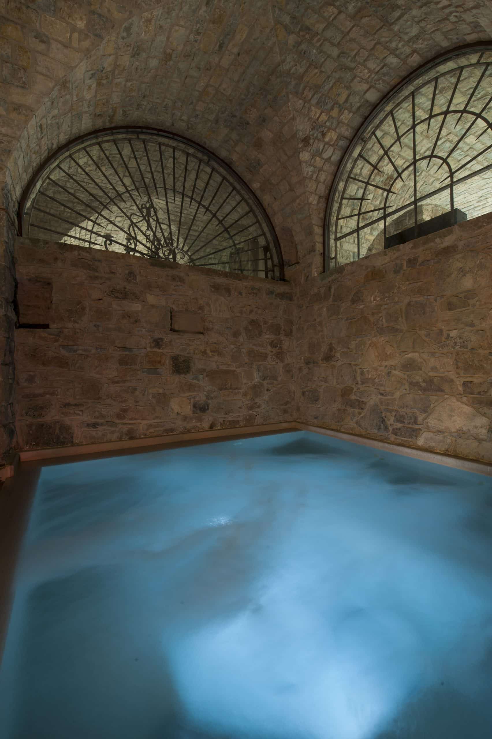 Italie Eremito piscine intérieure