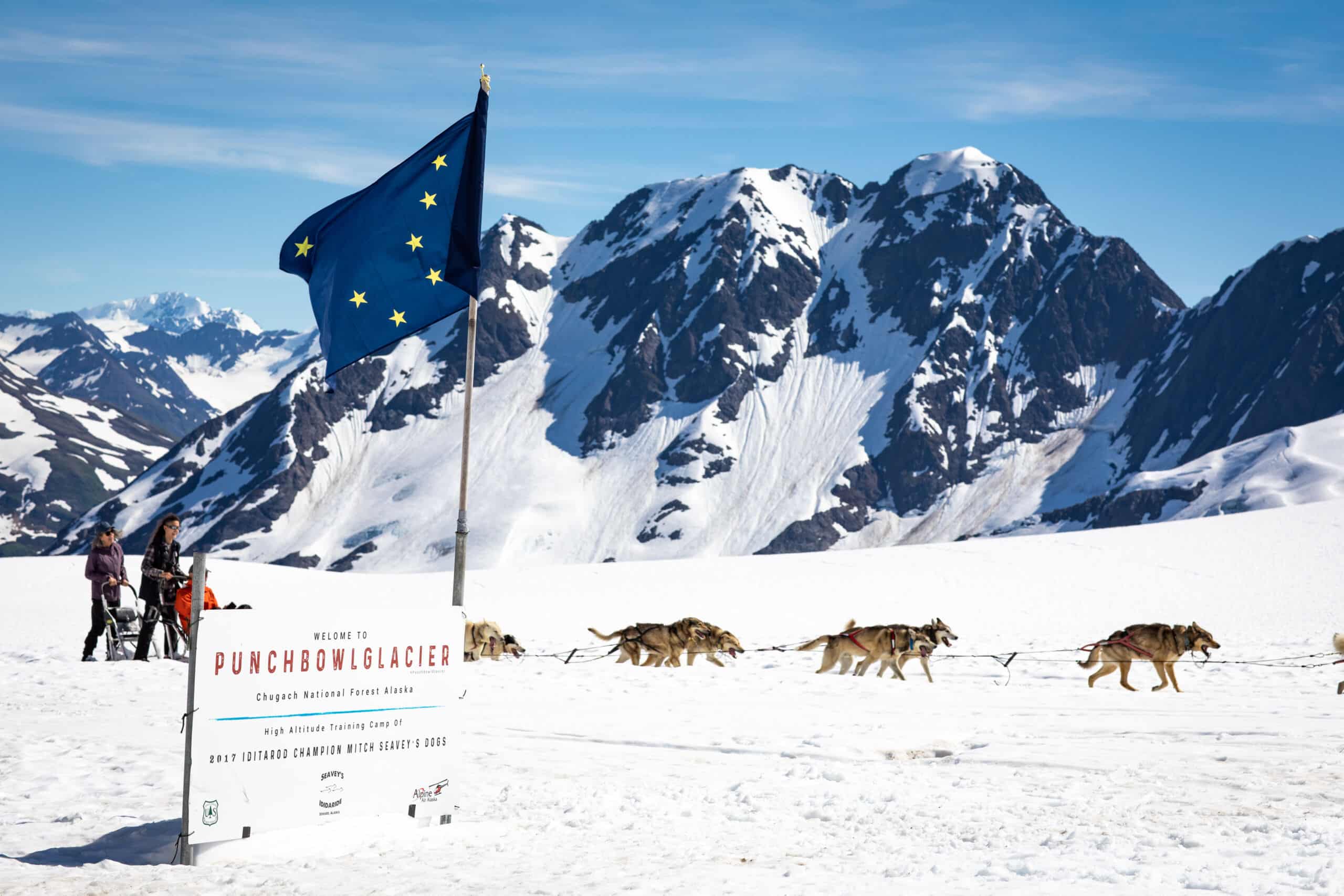 Découverte 100% sportive du Punchbowl Glacier
