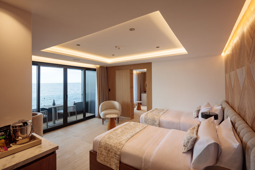 Equateur Galapagos suites jumelles Hermes Galapagos Mega Catamaran