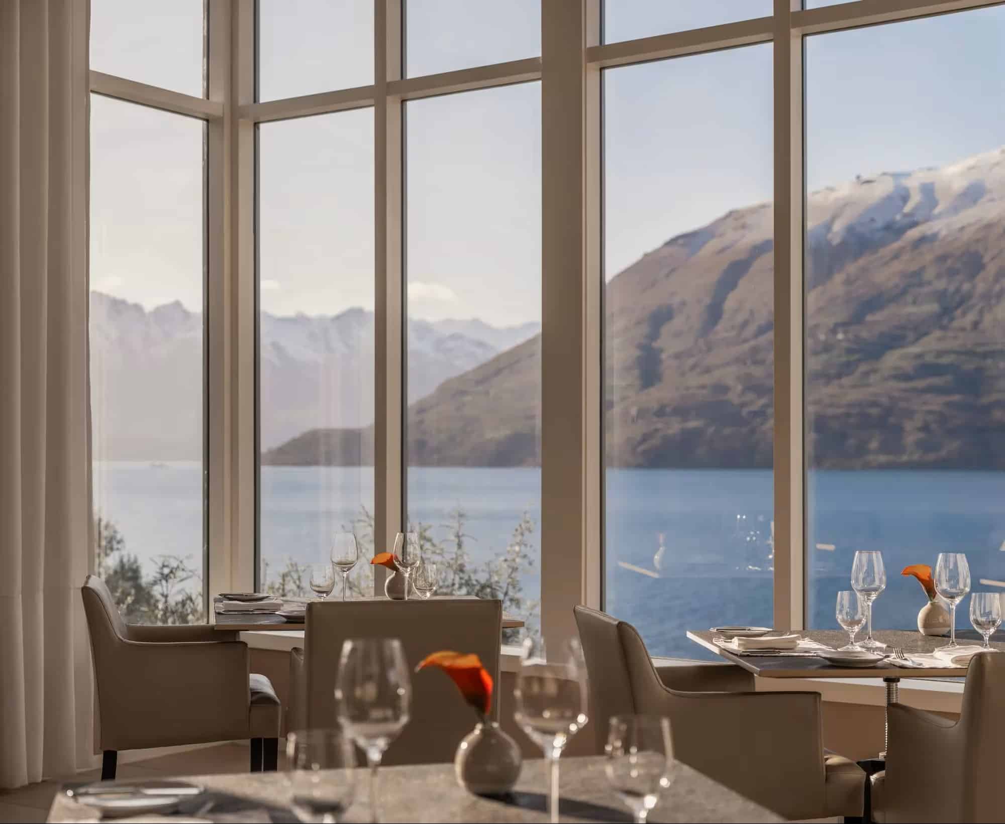 Nouvelle Zélande Rosewood Matakauri restaurant avec vue