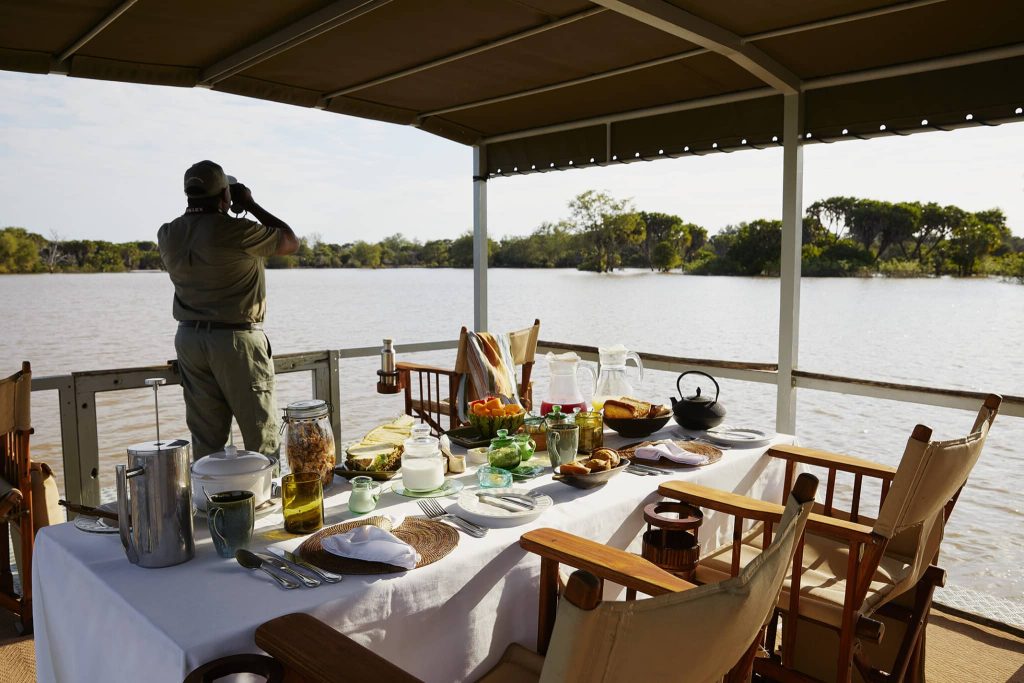 Tanzanie Nyerere safari bateau observation et déjeuner