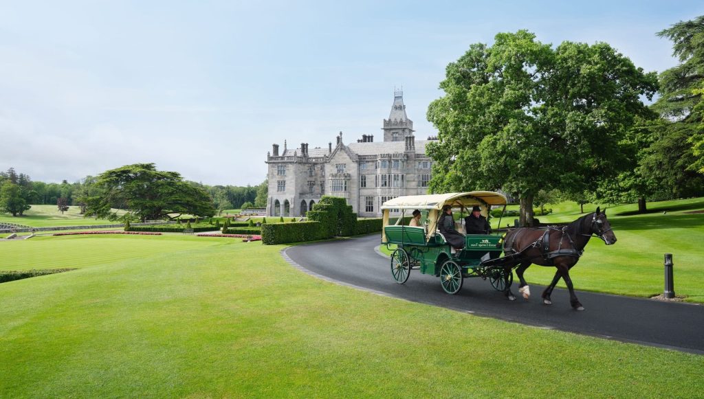 Irlande Dans la peau d'un châtelain calèche ©Jack Hardy Adare Manor